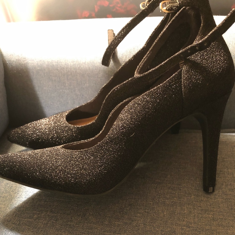 Elegant And Sexy High Heels. For any occasion. Must have